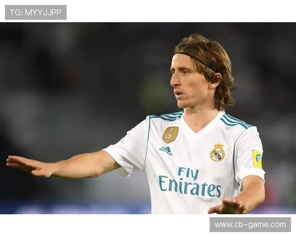 解析坎塞洛战术适配性：多面手属性如何激活球队体系运转